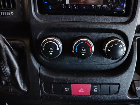 Used 2014 RAM ProMaster 1500 FWD image 28