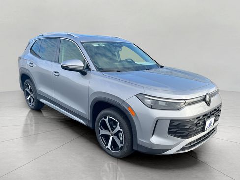 New 2026 Volkswagen Tiguan SE AWD/4WD image 1