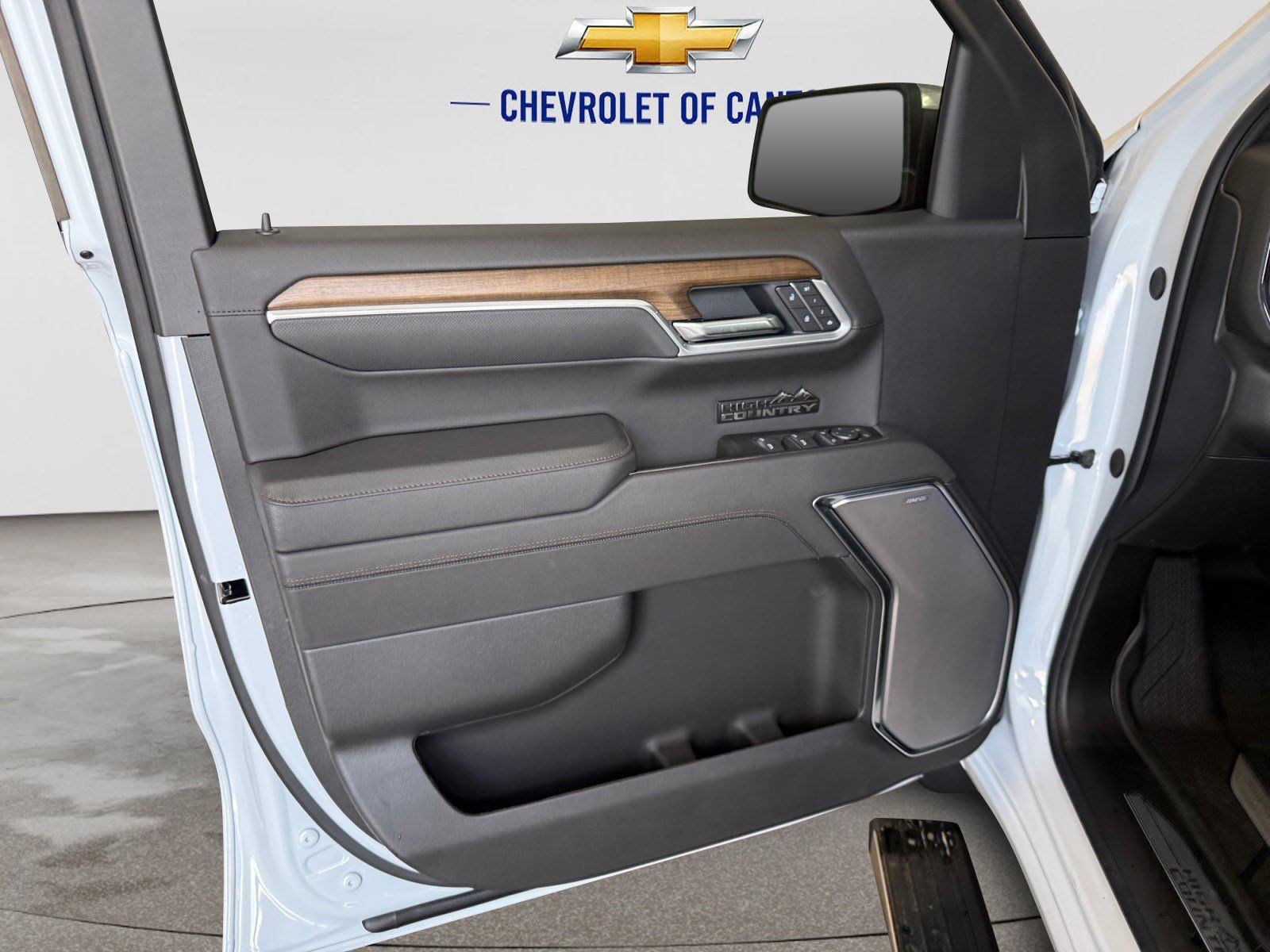 New 2026 Chevrolet Silverado 1500 High Country w/ Technology Package AWD/4WD image 10