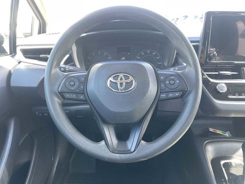 Used 2023 Toyota Corolla LE image 11