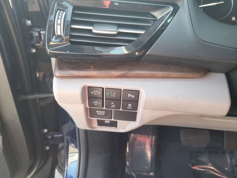 Used 2020 Acura RDX w/ Advance Package FWD image 17