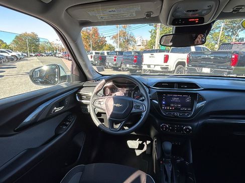 Certified 2023 Chevrolet TrailBlazer LT w/ Convenience Package image 26