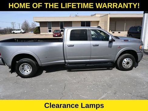 Used 2022 RAM 3500 Limited AWD/4WD image 36