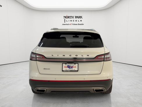 Used 2021 Lincoln Nautilus Black Label w/ Cargo Utility Package AWD/4WD image 4
