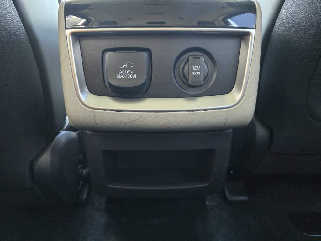 Certified 2024 Kia Carnival SX FWD image 18