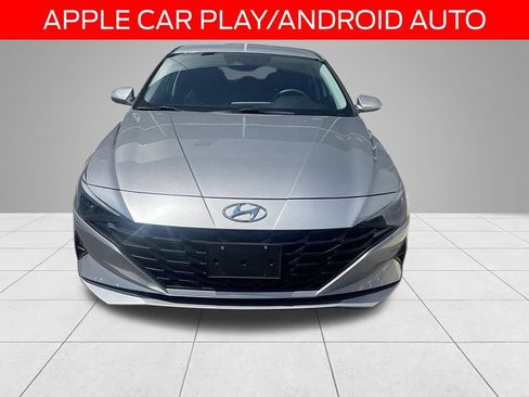 Used 2022 Hyundai Elantra SEL FWD image 2