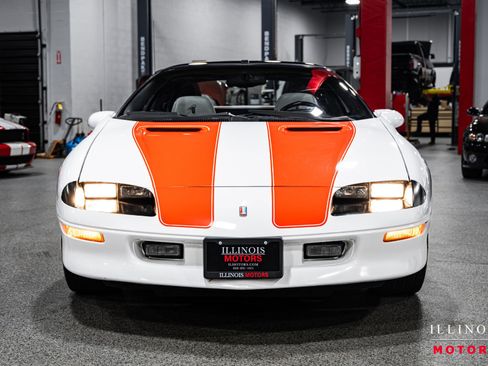 Used 1997 Chevrolet Camaro Z28 image 8