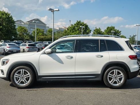 Certified 2022 Mercedes-Benz GLB 250 4MATIC image 4