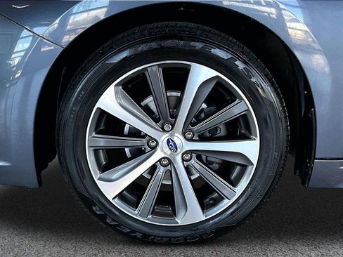 Used 2017 Subaru Legacy 2.5i Limited AWD/4WD image 34