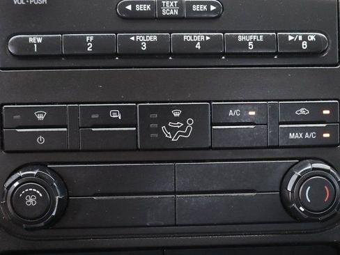 Used 2016 Ford F550 2WD Regular Cab Super Duty image 22