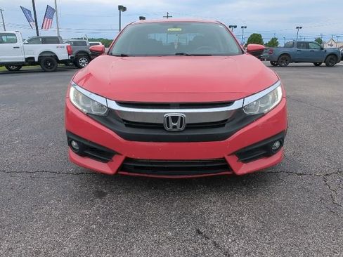 Used 2018 Honda Civic EX-T image 4