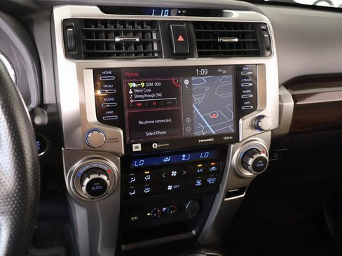 Used 2022 Toyota 4Runner Limited image 5