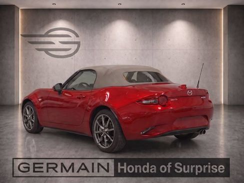 Used 2021 MAZDA MX-5 Miata Grand Touring RWD image 4