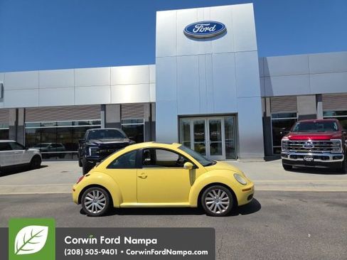 Used 2008 Volkswagen Beetle S FWD image 4