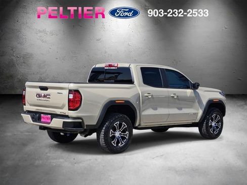 Used 2024 GMC Canyon AT4 w/ Technology Package AWD/4WD image 4