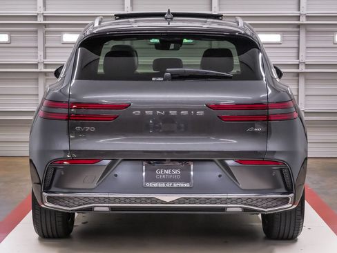 Certified 2026 Genesis GV70 2.5T Advanced AWD/4WD image 7