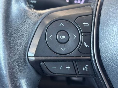 Used 2023 Toyota Camry SE FWD image 12