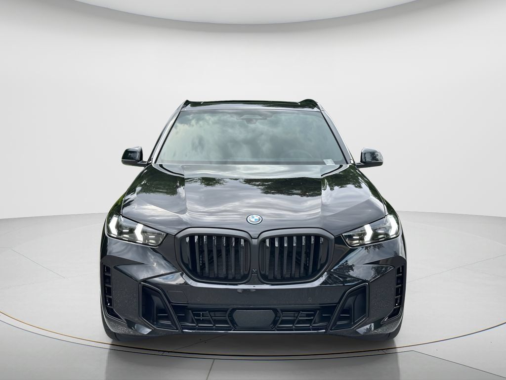 New 2026 BMW X5 xDrive50e w/ M Sport Package AWD/4WD image 2