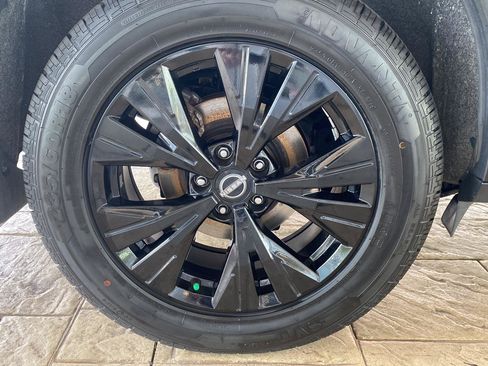 Certified 2023 Nissan Rogue SV w/ SV Premium B Package AWD/4WD image 12