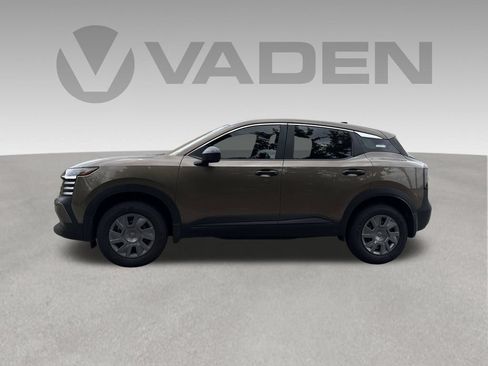 Used 2026 Nissan Kicks S FWD image 22