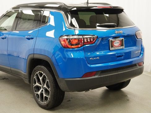 New 2026 Jeep Compass Limited image 12