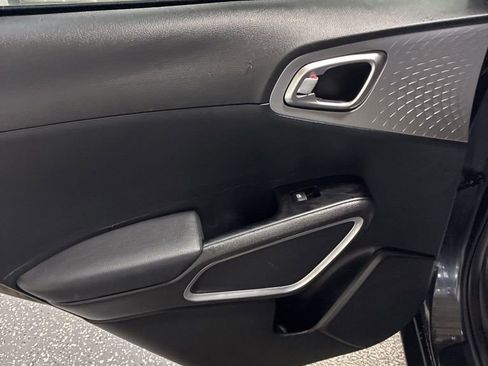 Used 2024 Kia Soul LX w/ Option Group 015 image 21