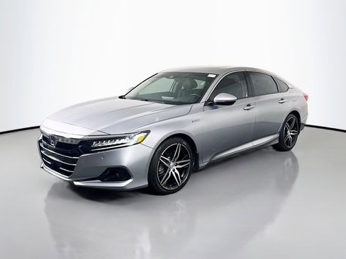 Used 2022 Honda Accord Touring image 4