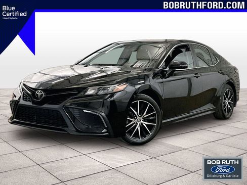 Used 2023 Toyota Camry SE image 1
