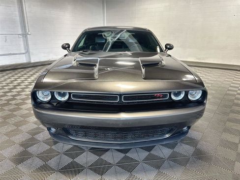Used 2015 Dodge Challenger R/T Plus image 3