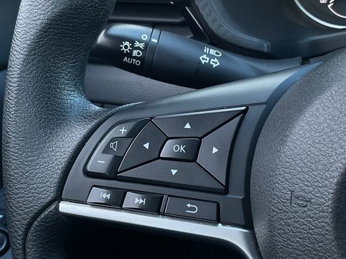 Used 2024 Nissan Sentra SV image 22