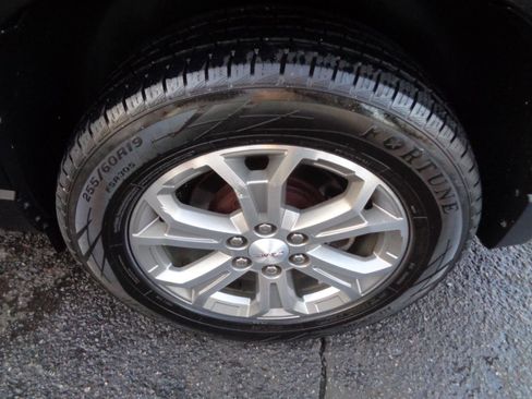 Used 2016 GMC Acadia SLT image 31