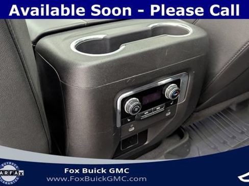 Certified 2023 GMC Yukon XL SLT w/ SLT Premium Package AWD/4WD image 30