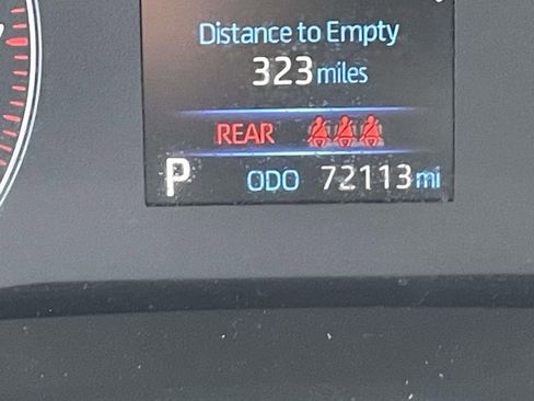 Used 2023 Toyota Corolla Cross LE image 26