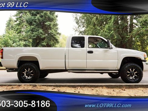 Used 2004 GMC Sierra 2500 SLE w/ Heavy-Duty Power Package AWD/4WD image 8