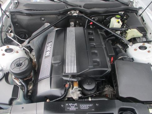 Used 2005 BMW Z4 3.0i image 12
