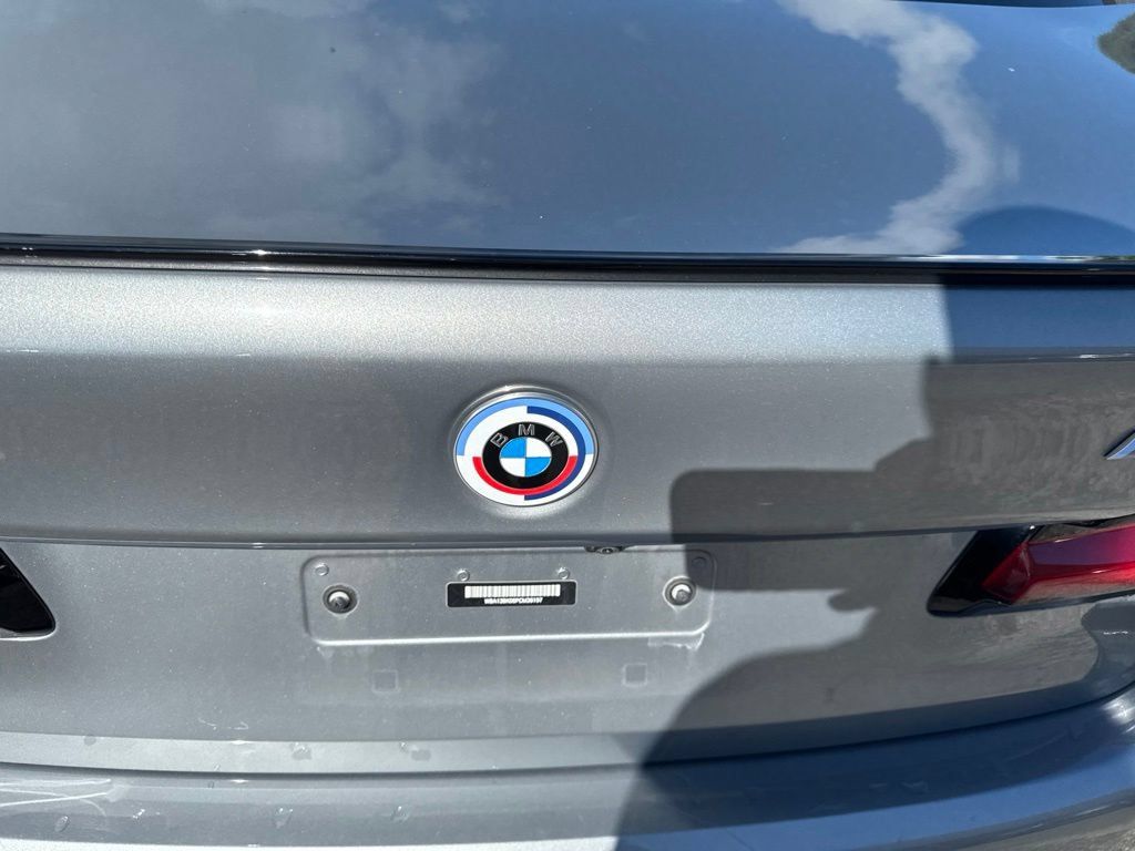 Used 2023 BMW M550i xDrive w/ Executive Package AWD/4WD image 21