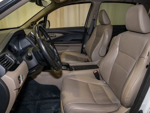 Used 2021 Honda Pilot Elite image 15