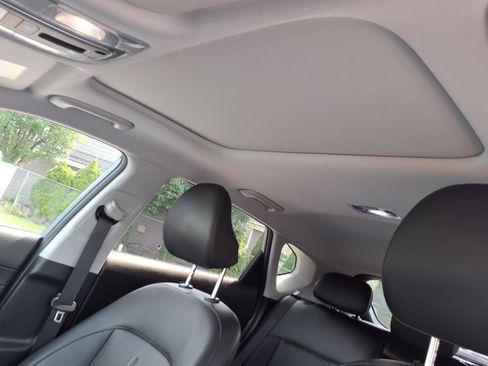 Used 2024 Hyundai Kona Limited image 10