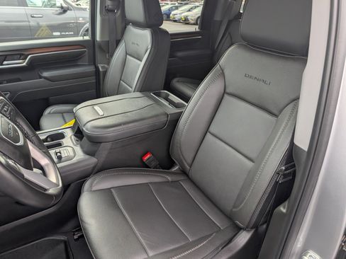 Used 2025 GMC Sierra 2500 Denali w/ Denali Reserve Package image 13