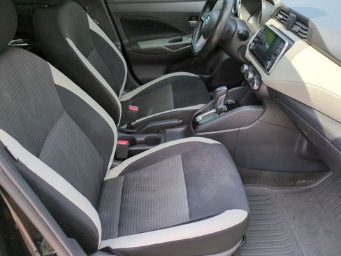 Used 2021 Nissan Versa SV FWD image 21