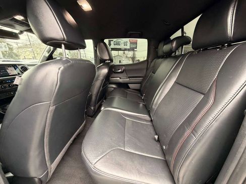 Used 2017 Toyota Tacoma TRD Pro image 24