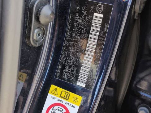 Used 2017 Lexus ES 350 w/ Navigation System Package image 36