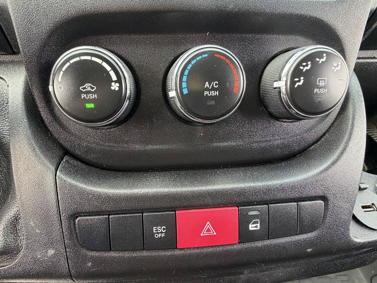 Used 2019 RAM ProMaster 3500 FWD image 18