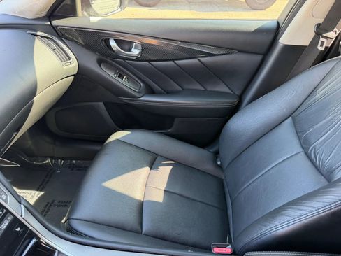 Used 2014 INFINITI Q50 Premium w/ Navigation Package image 22