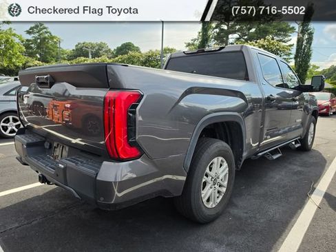 Used 2022 Toyota Tundra SR5 w/ SR5 Convenience Package AWD/4WD image 6