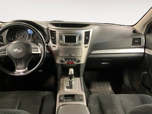 Used 2014 Subaru Outback 2.5i Premium w/ Moonroof Package image 10