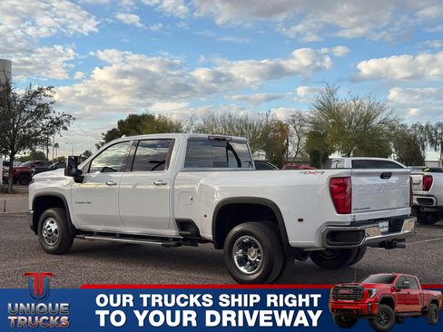 Used 2024 Chevrolet Silverado 3500 LTZ w/ LTZ Plus Package image 8