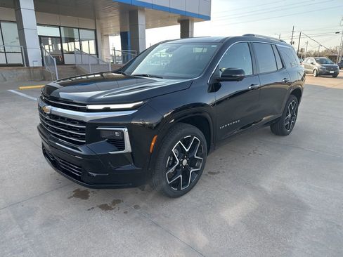 New 2026 Chevrolet Traverse High Country FWD image 30