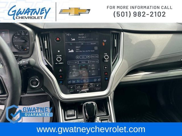 Used 2025 Subaru Outback Onyx Edition XT AWD/4WD image 17