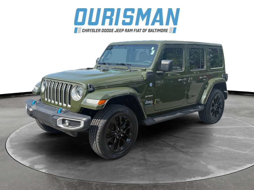 Used 2023 Jeep Wrangler Unlimited Sahara w/ Cold Weather Group AWD/4WD image 2